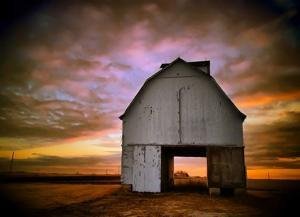 Iowa Barn 26"x19"