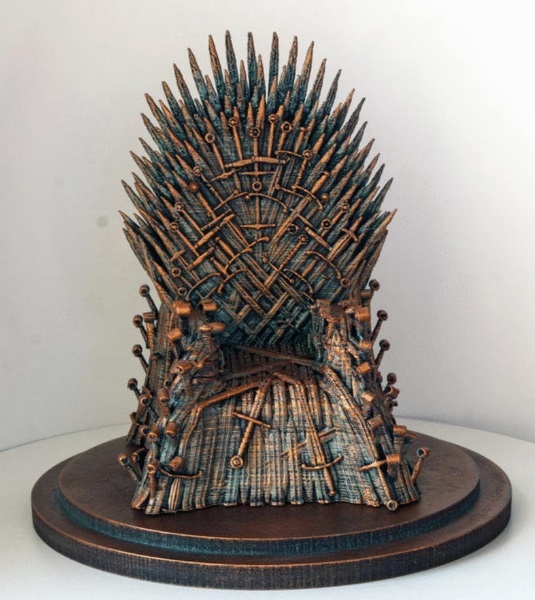 Iron Throne by Glasetty