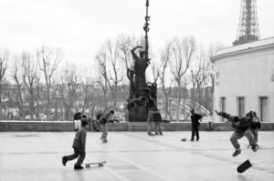 Musee d'Art Moderne de la Ville de Paris II by Lauren Bilanko